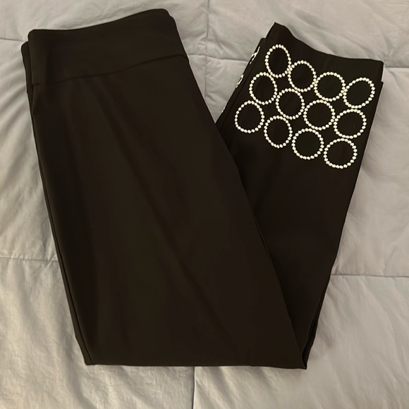 Attrye pants - Picture 1 of 4